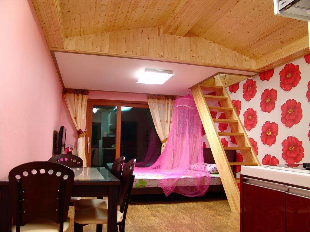 Yongdu Beach Pension Борьонг Екстериор снимка