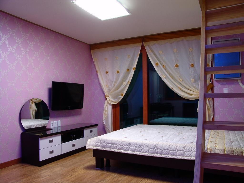 Yongdu Beach Pension Борьонг Екстериор снимка